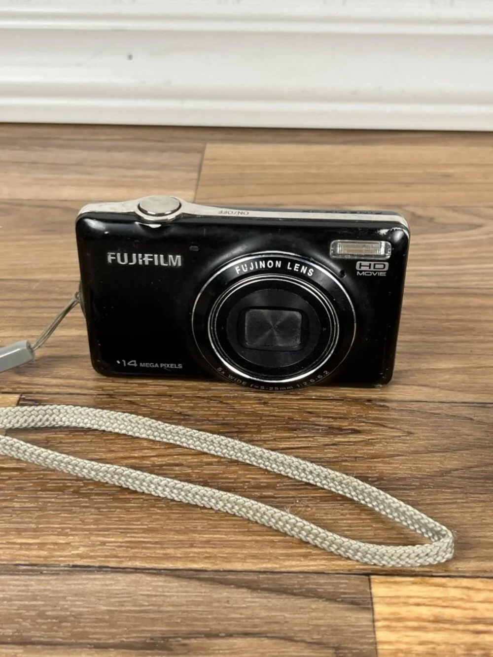 Fujifilm FinePix JX370 Digital Camera READ DESC FOR PARTS W BOX